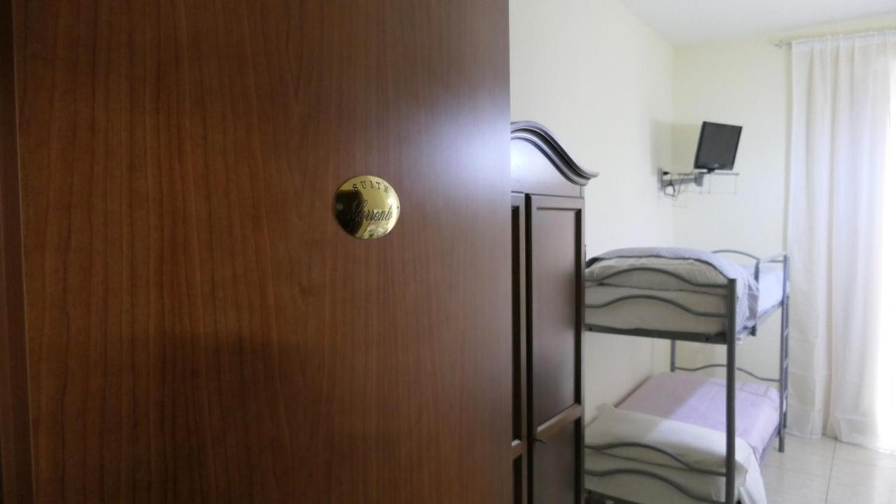 B&B Dimora Cirillo Naples Luaran gambar